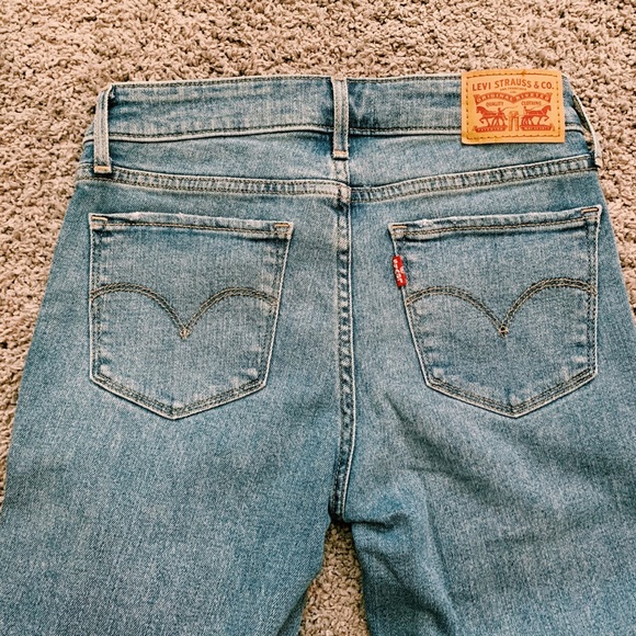 Brand new Levi’s 711 skinny - Picture 1 of 4